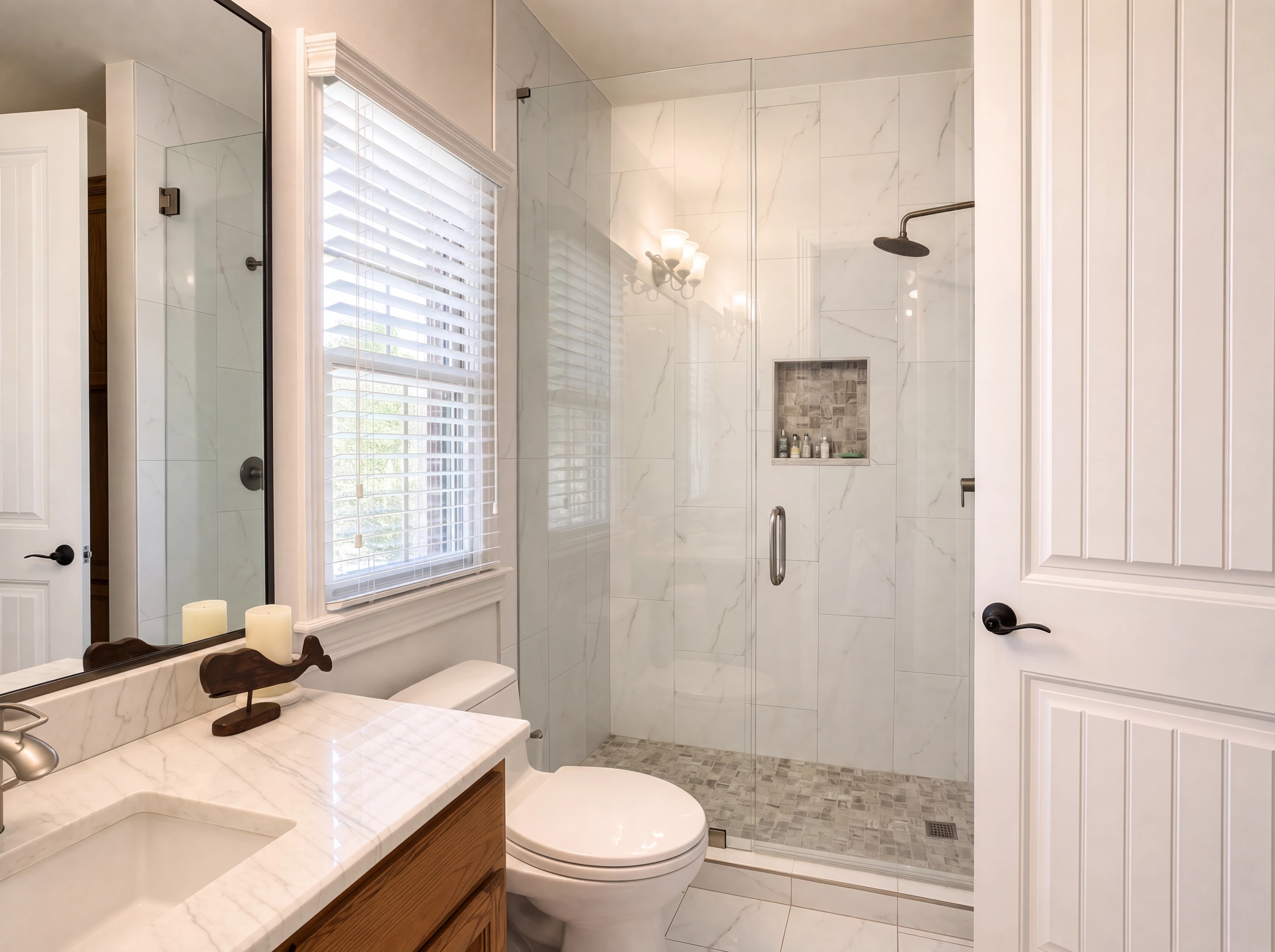 Secondary full bath